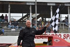 DSC_0205-2-Bobby-Bering-Jr-RWD-D-Feature