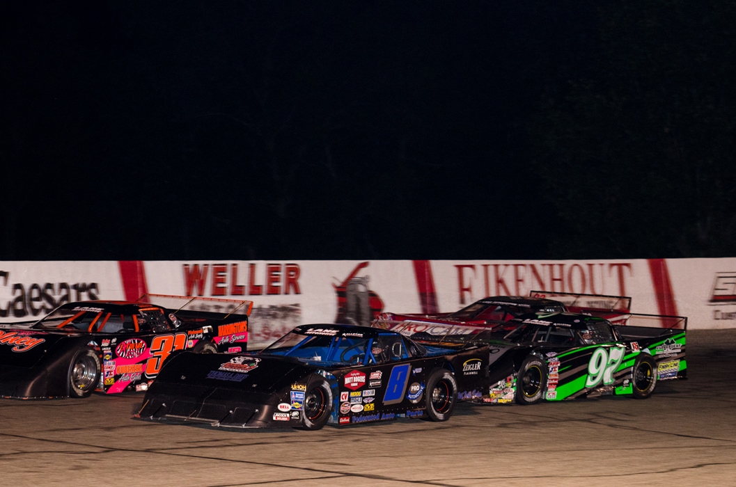 Lane 75 For The Outlaw Super Late Models Street Stocks Outlaw