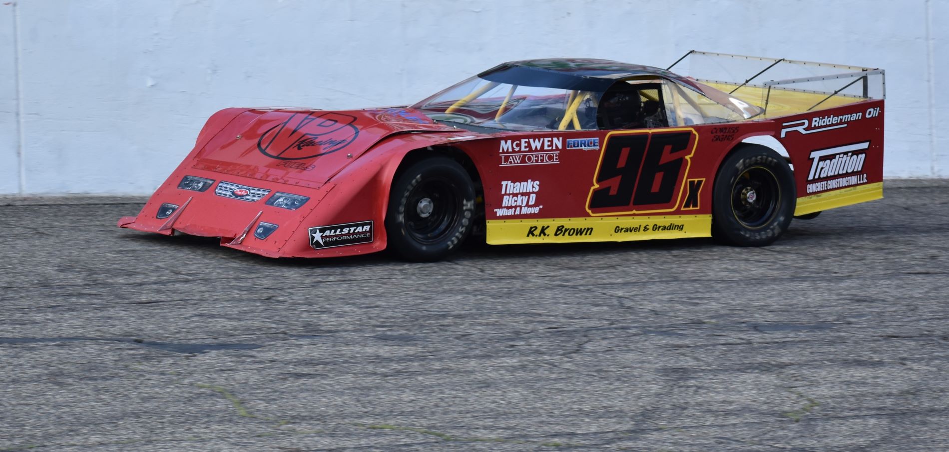 YES WE ARE RACING!!!! LM, OLLM, SS and both classes of the FWDs. Fan Appreciation T-Shirt Toss at 7:15!